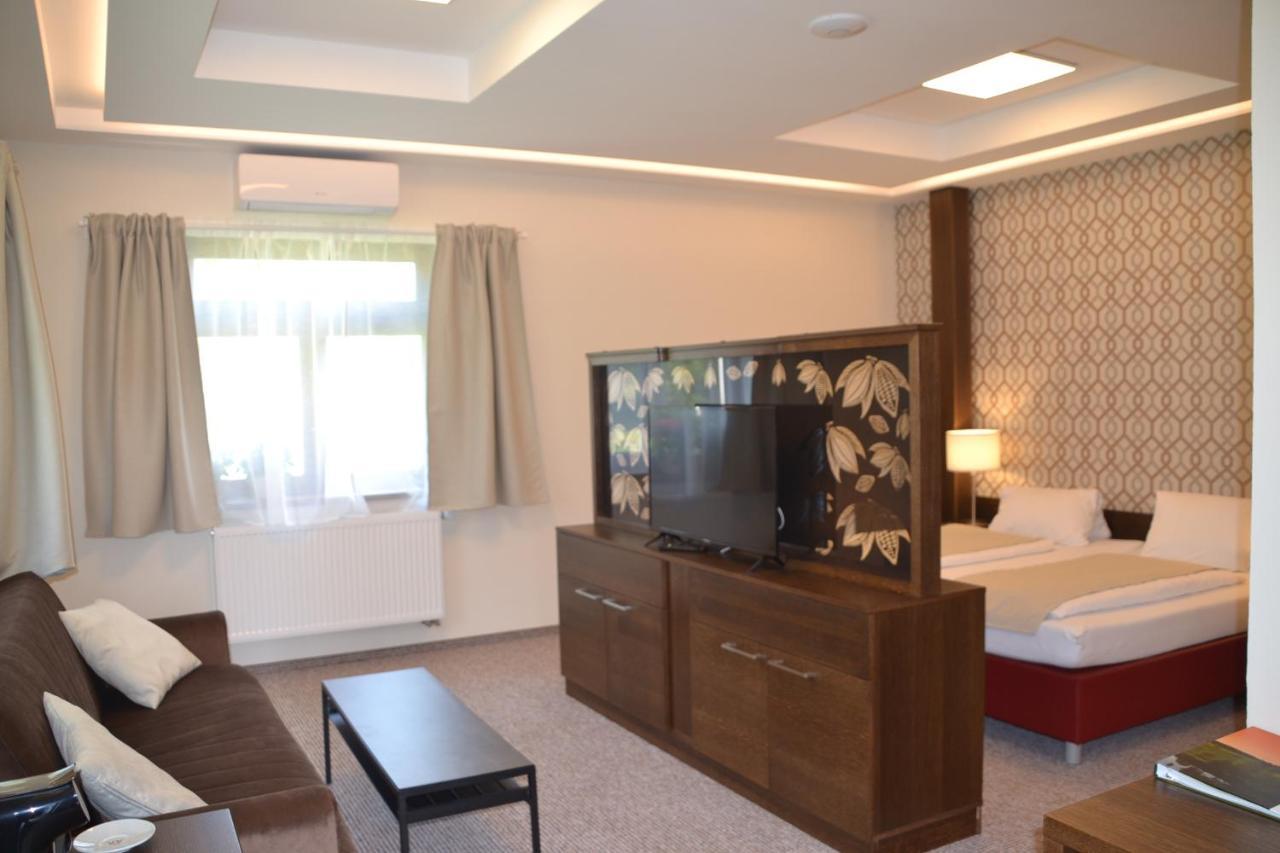 Wellness Hotel Svachovka Mírkovice Εξωτερικό φωτογραφία